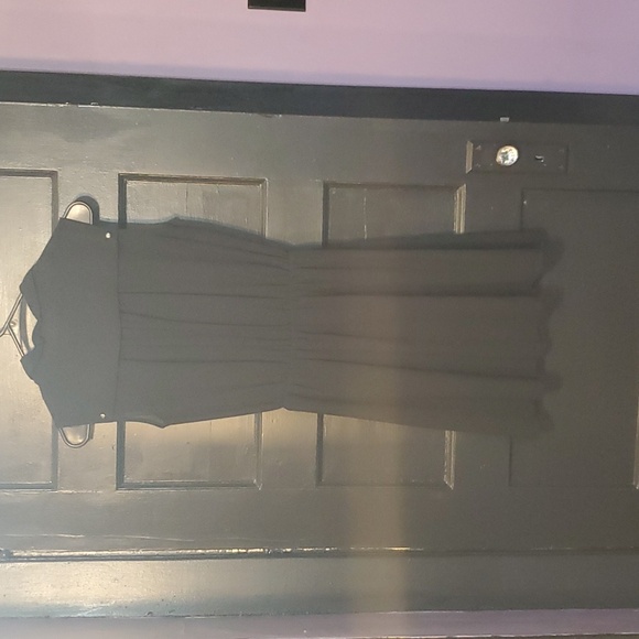 Collared Dress - Picture 3 of 3